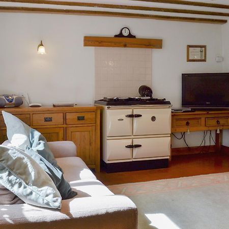 Woodhouse Cottage Hawarden Экстерьер фото
