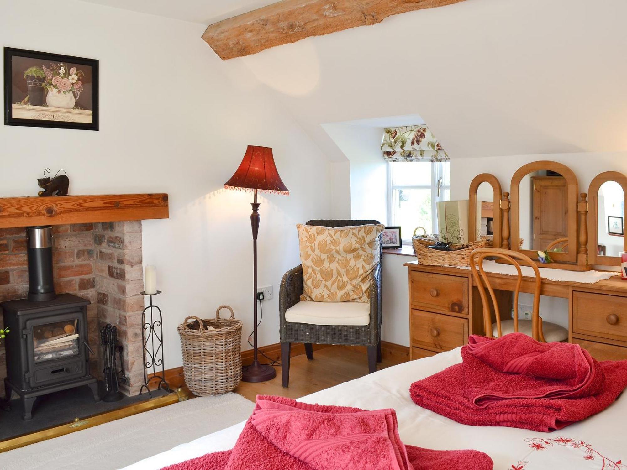 Woodhouse Cottage Hawarden Экстерьер фото