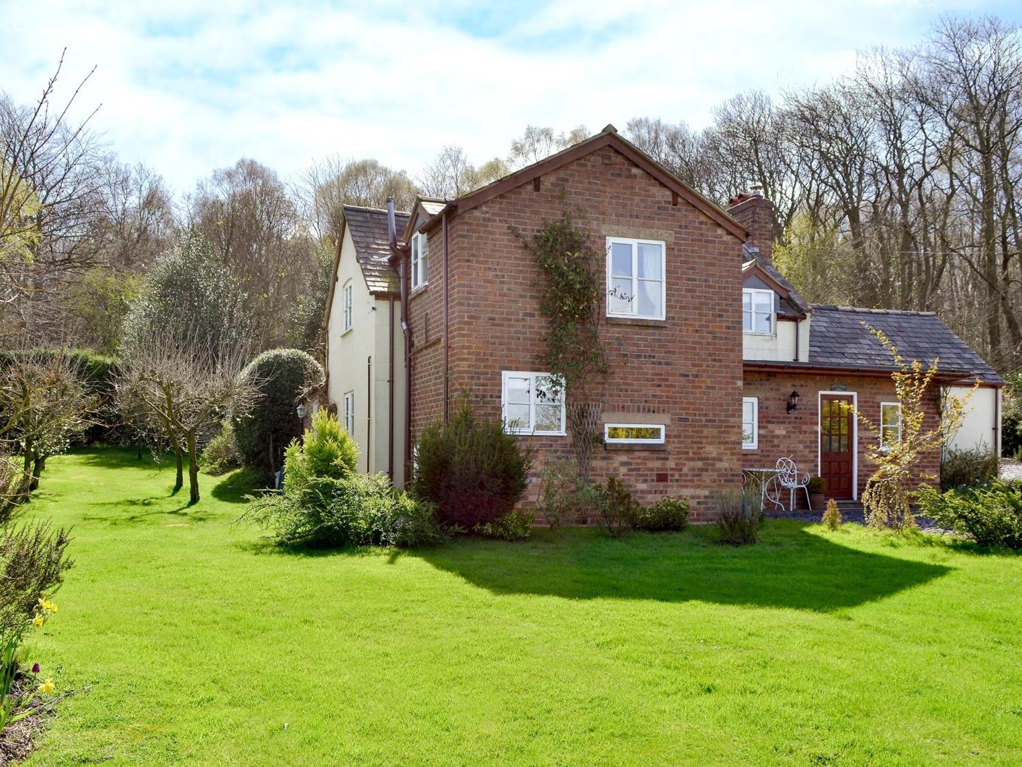 Woodhouse Cottage Hawarden Экстерьер фото